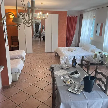 Incanto Chic B&B Nelle Scuderie Sacrofano Exterior photo